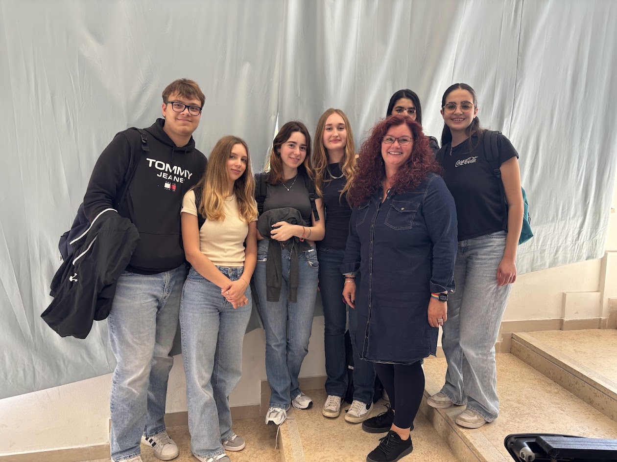 Nereto_Schülerinnen